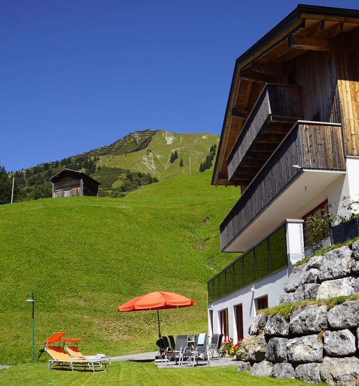 Appartement Haus Rothorn à Schröcken Extérieur photo