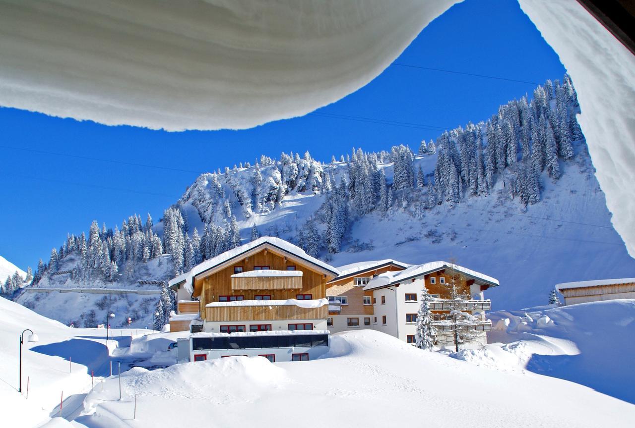 Appartement Haus Rothorn à Schröcken Extérieur photo