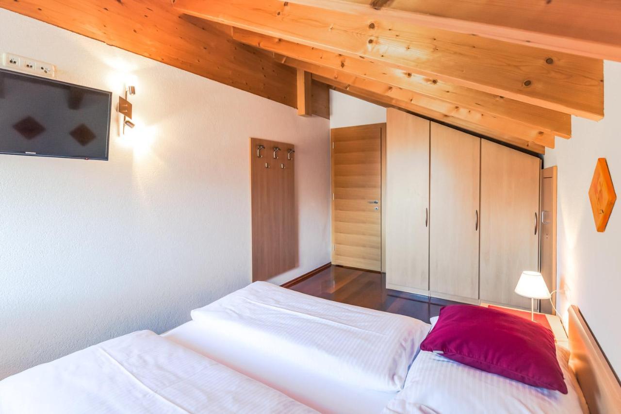 Appartement Haus Rothorn à Schröcken Extérieur photo