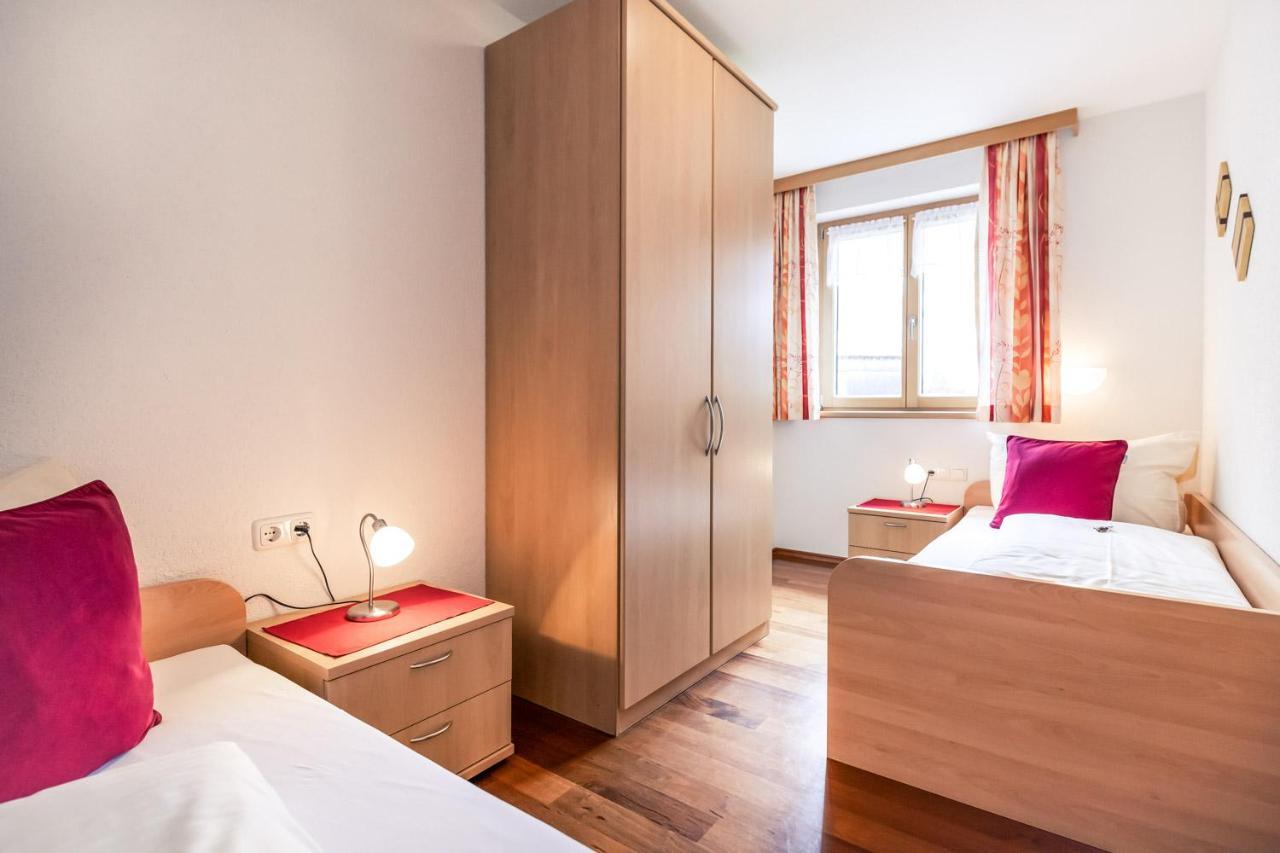 Appartement Haus Rothorn à Schröcken Extérieur photo