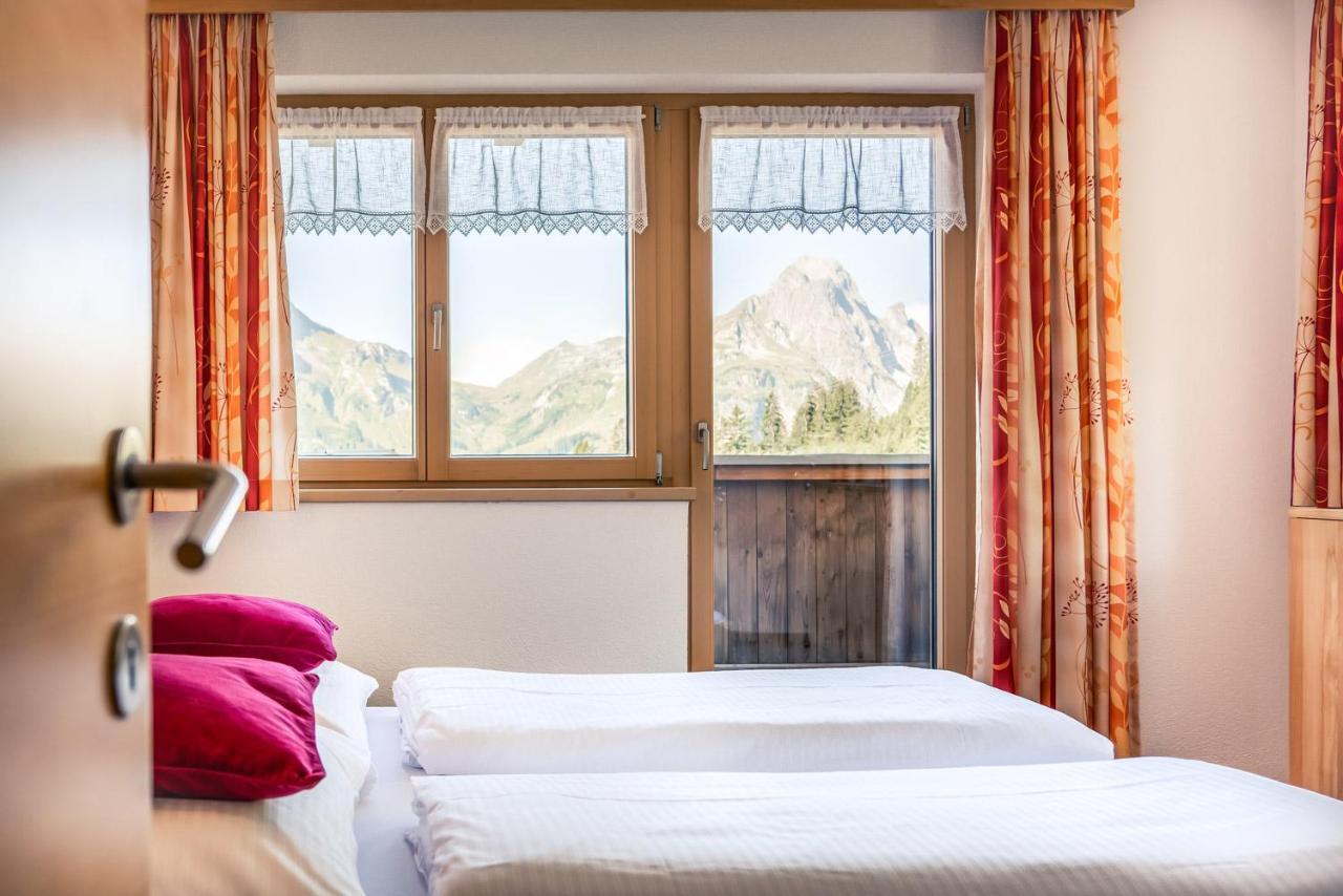 Appartement Haus Rothorn à Schröcken Extérieur photo