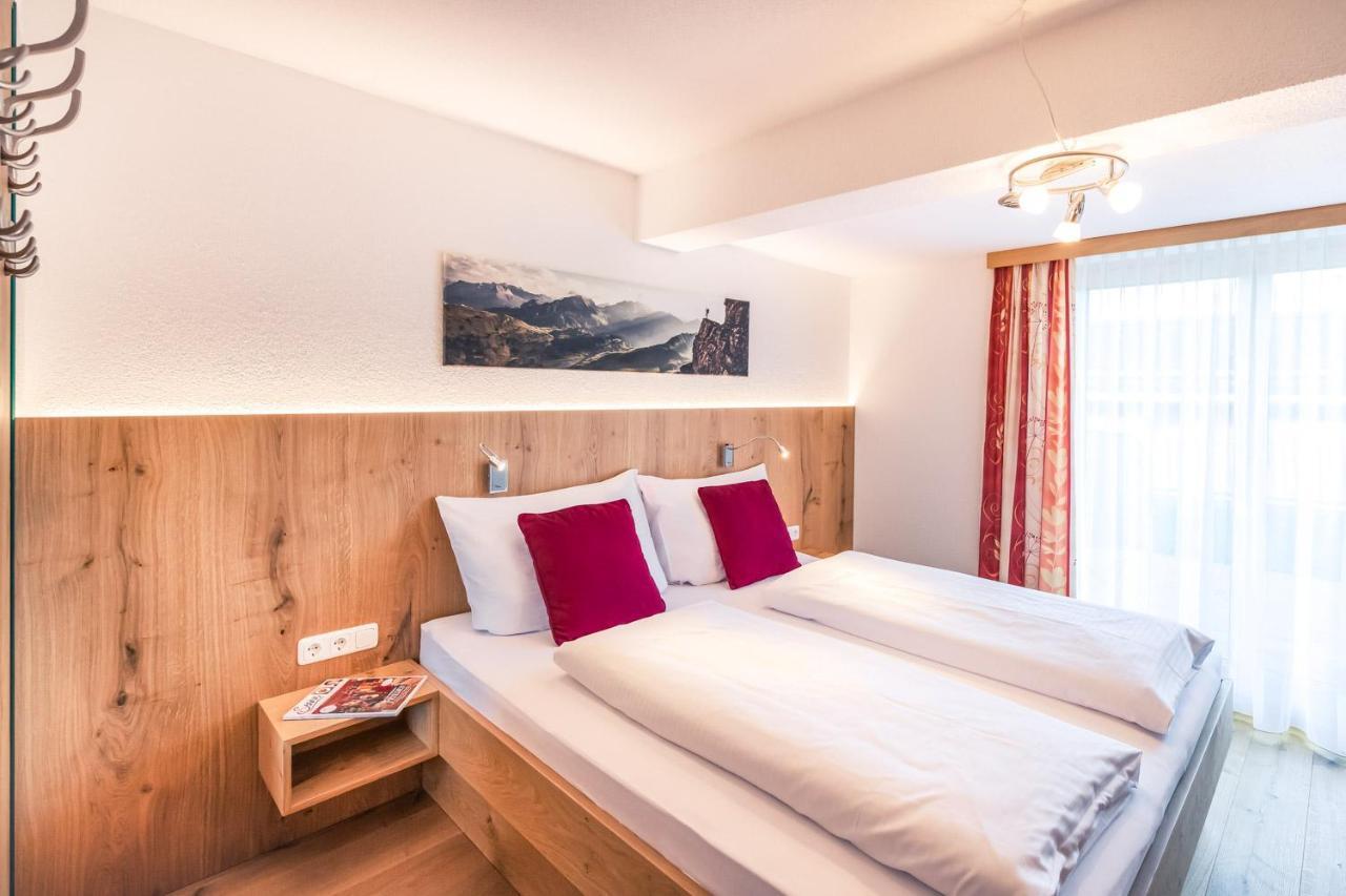 Appartement Haus Rothorn à Schröcken Extérieur photo