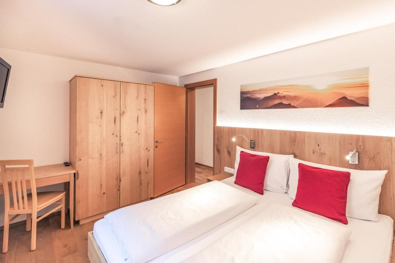 Appartement Haus Rothorn à Schröcken Extérieur photo