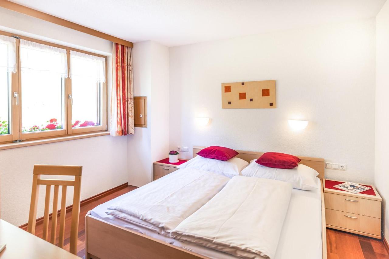 Appartement Haus Rothorn à Schröcken Extérieur photo