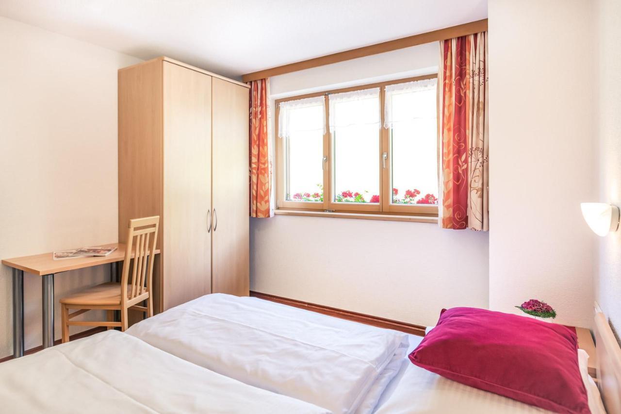 Appartement Haus Rothorn à Schröcken Extérieur photo